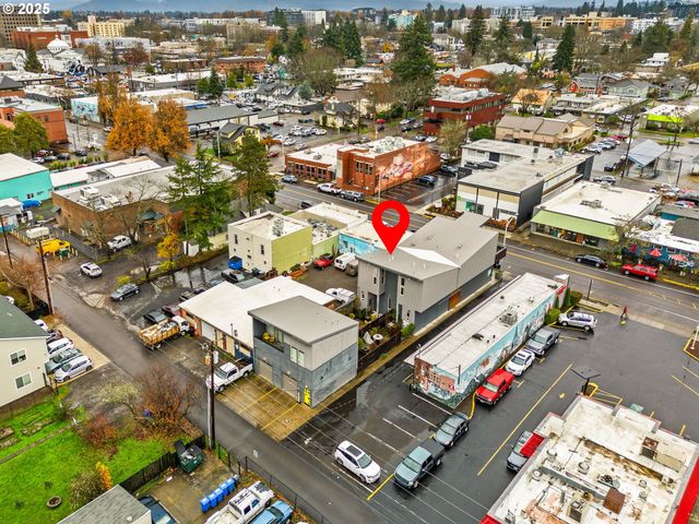 1460 WILLAMETTE St, Eugene, OR 97401