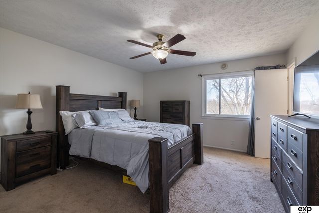 3106 Lynnwood Drive, Bellevue, NE 68123