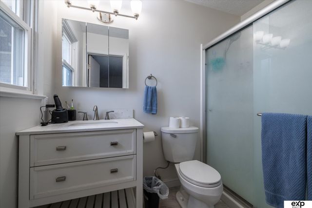 3106 Lynnwood Drive, Bellevue, NE 68123