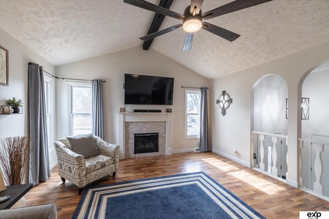 3106 Lynnwood Drive, Bellevue, NE 68123