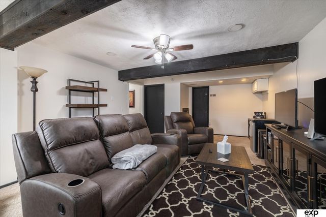 3106 Lynnwood Drive, Bellevue, NE 68123