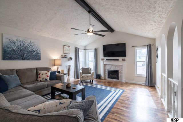 3106 Lynnwood Drive, Bellevue, NE 68123