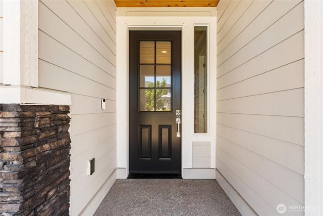 22991 Sycamore Street, Black Diamond, WA 98010