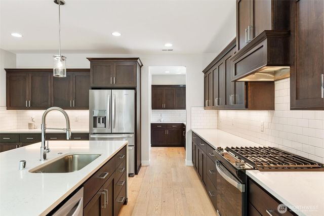 22991 Sycamore Street, Black Diamond, WA 98010