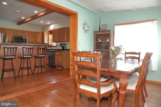 62 STEVENS RD, Stevens, PA 17578