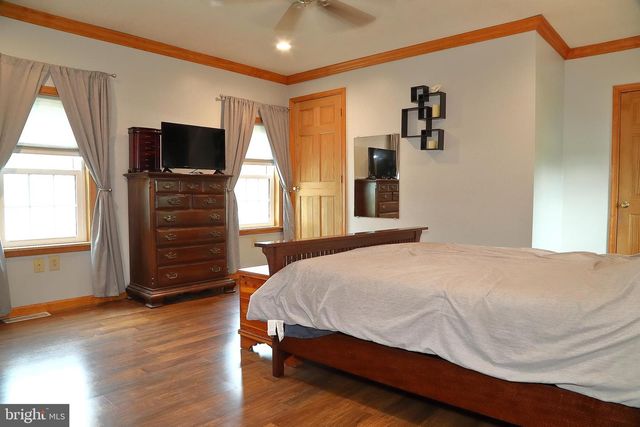 62 STEVENS RD, Stevens, PA 17578