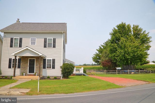 62 STEVENS RD, Stevens, PA 17578
