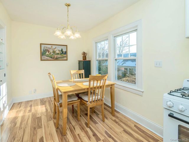 133 16th Avenue, Sea Cliff, NY 11579