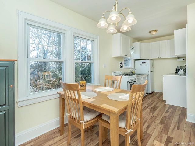 133 16th Avenue, Sea Cliff, NY 11579