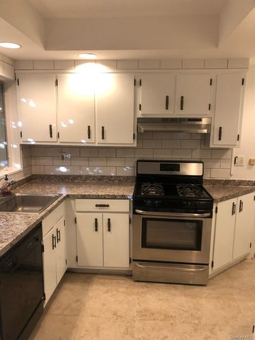 133 16th Avenue, Sea Cliff, NY 11579