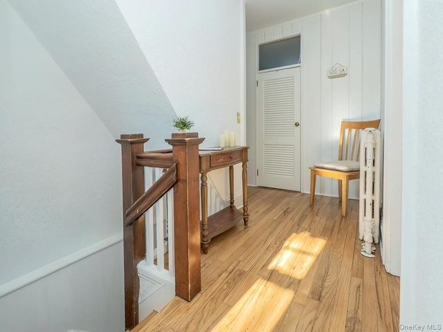 133 16th Avenue, Sea Cliff, NY 11579