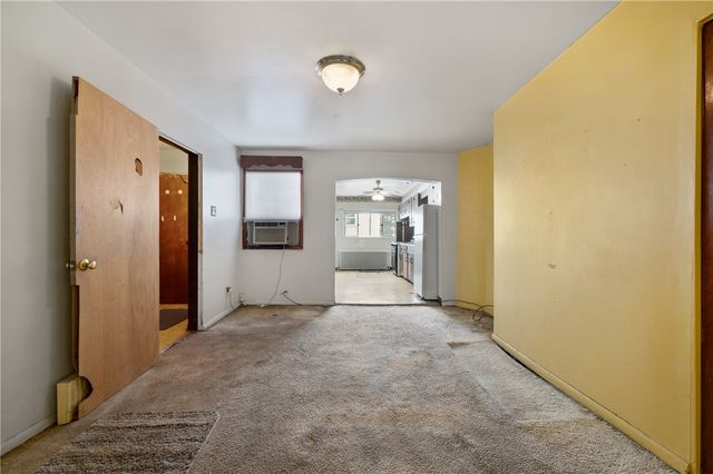 353 Cedarville St, Bloomfield, PA 15224