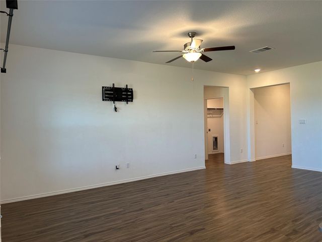 118 Isaac Millsaps TRL, Bastrop, TX 78602
