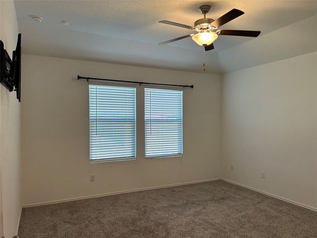 118 Isaac Millsaps TRL, Bastrop, TX 78602