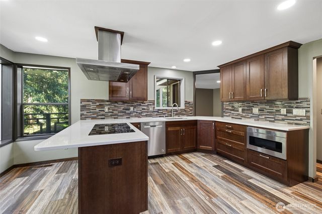 22850 Little Mountain Road, Mount Vernon, WA 98274