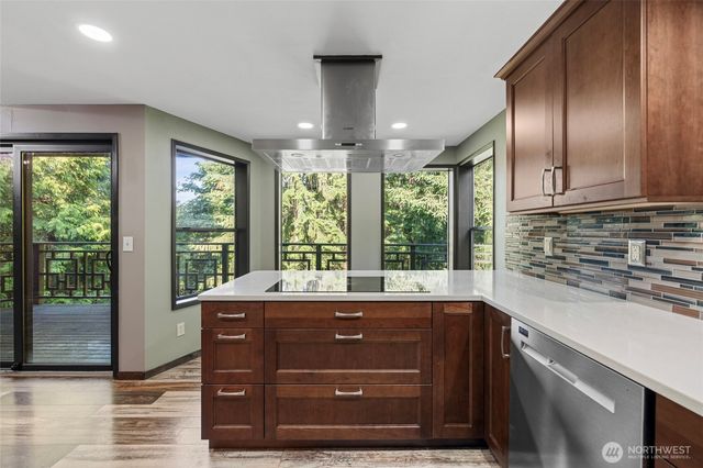22850 Little Mountain Road, Mount Vernon, WA 98274