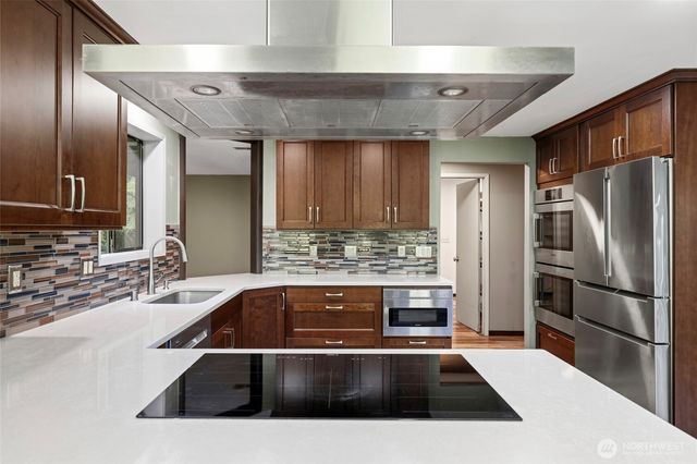 22850 Little Mountain Road, Mount Vernon, WA 98274