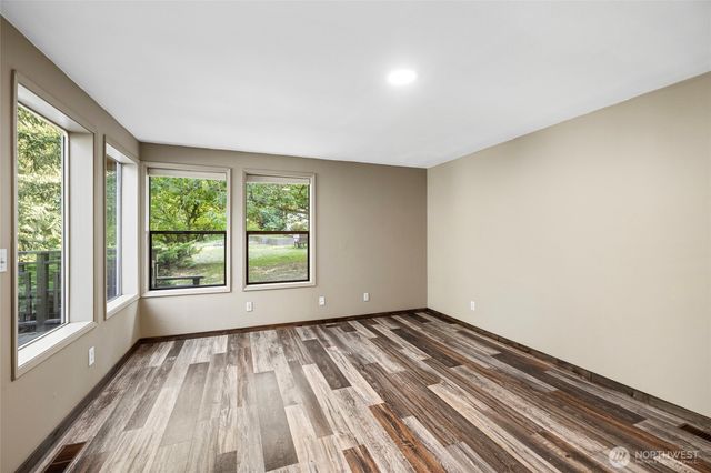 22850 Little Mountain Road, Mount Vernon, WA 98274