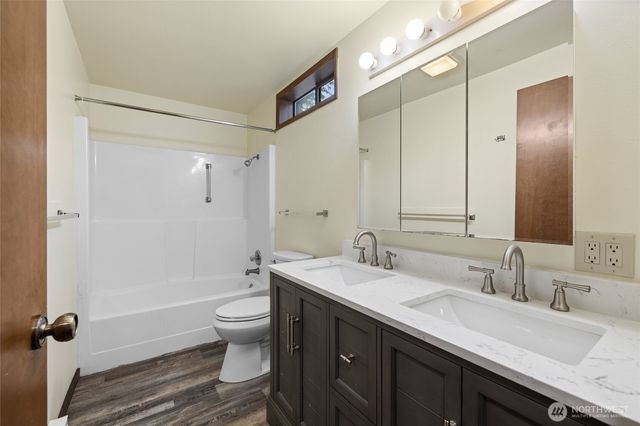 22850 Little Mountain Road, Mount Vernon, WA 98274