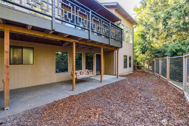 22850 Little Mountain Road, Mount Vernon, WA 98274