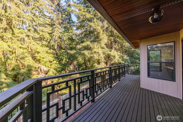 22850 Little Mountain Road, Mount Vernon, WA 98274