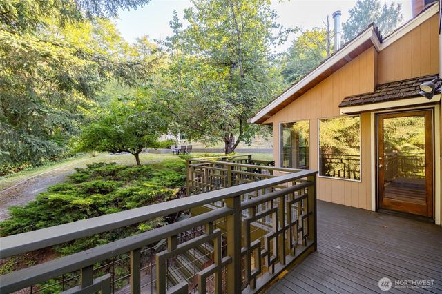 22850 Little Mountain Road, Mount Vernon, WA 98274
