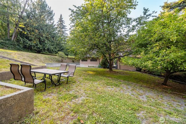 22850 Little Mountain Road, Mount Vernon, WA 98274