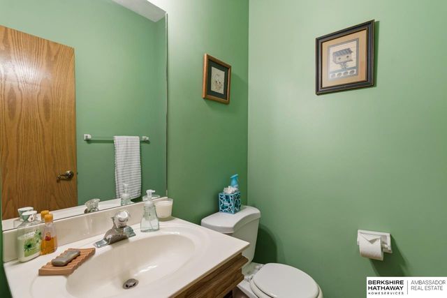 2106 S 185th Street, Omaha, NE 68130