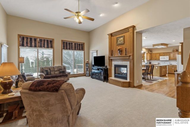 2106 S 185th Street, Omaha, NE 68130