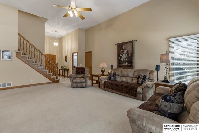 2106 S 185th Street, Omaha, NE 68130