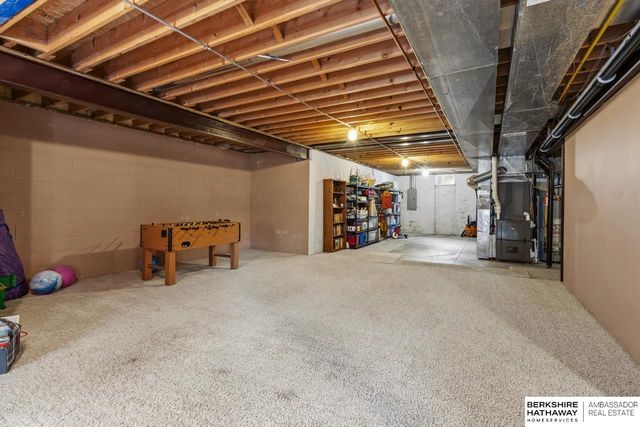 2106 S 185th Street, Omaha, NE 68130