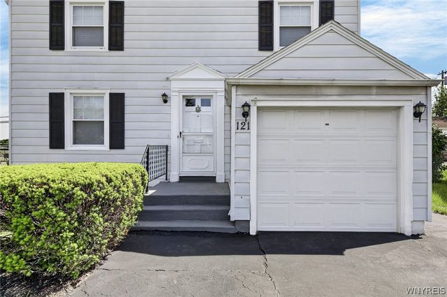121 Southgate Road, Cheektowaga, NY 14215