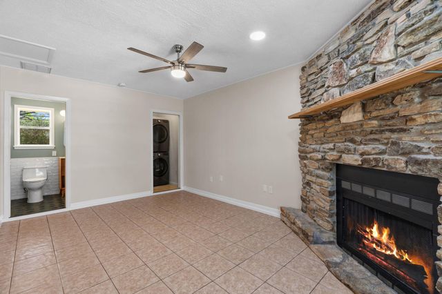 1605 Ridgemont DR, Austin, TX 78723