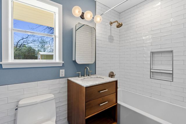 1605 Ridgemont DR, Austin, TX 78723