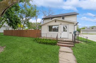 212 Nile Kinnick Drive N, Adel, IA 50003