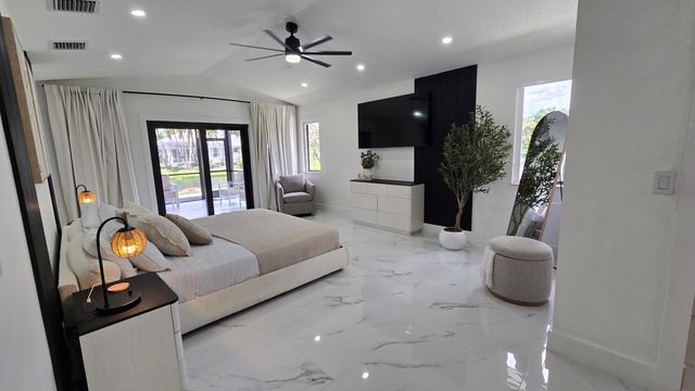 113 Waterview Way, Royal Palm Beach, FL 33411