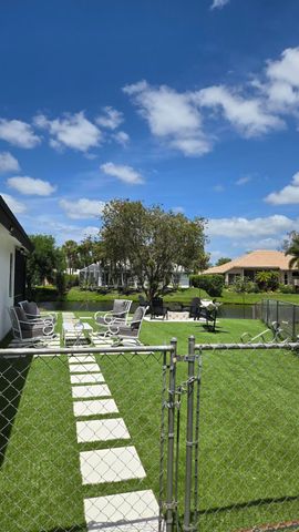 113 Waterview Way, Royal Palm Beach, FL 33411