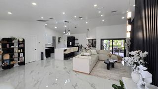 113 Waterview Way, Royal Palm Beach, FL 33411