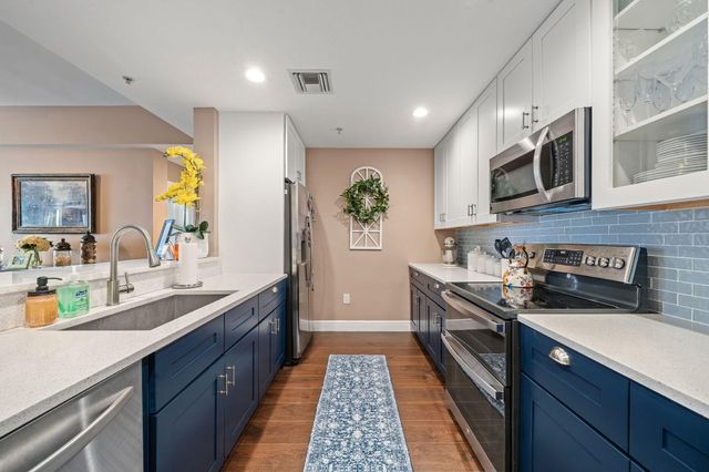 1203 Town Center Drive 313, Jupiter, FL 33458