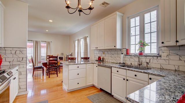 13 High Street, Helmetta, NJ 08828