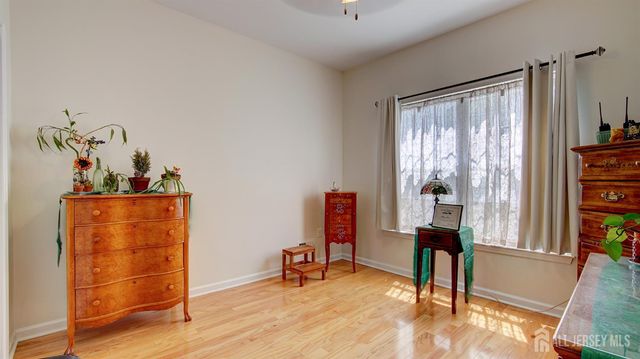 13 High Street, Helmetta, NJ 08828
