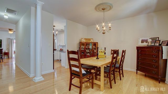13 High Street, Helmetta, NJ 08828