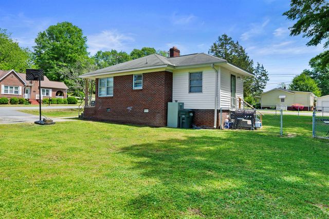 201 Davis Street, Union, SC 29379