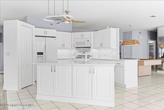 990 Harbor Pines Drive, Merritt Island, FL 32952