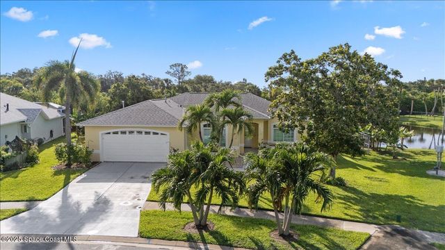 990 Harbor Pines Drive, Merritt Island, FL 32952