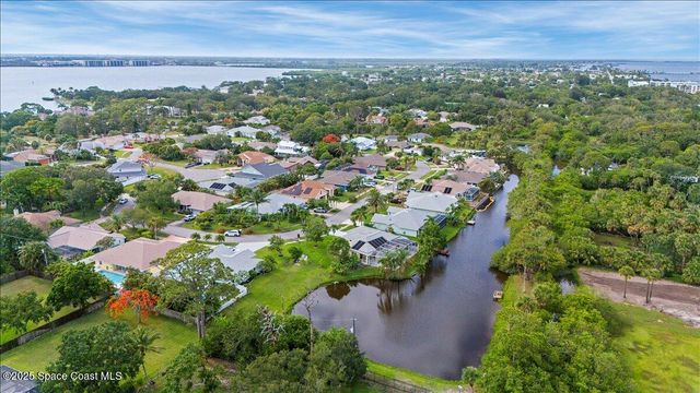 990 Harbor Pines Drive, Merritt Island, FL 32952