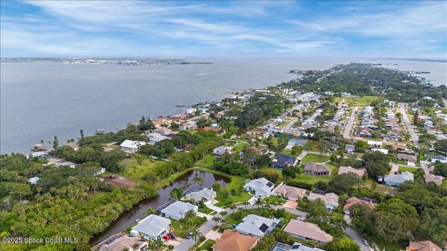 990 Harbor Pines Drive, Merritt Island, FL 32952