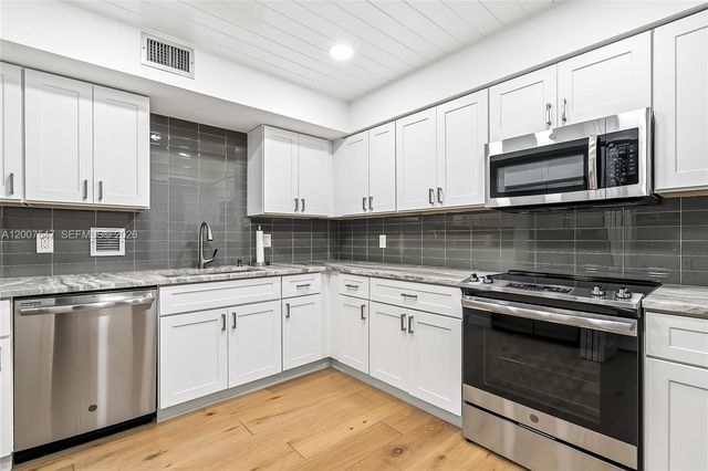 2808 N 46th Ave E549, Hollywood, FL 33021