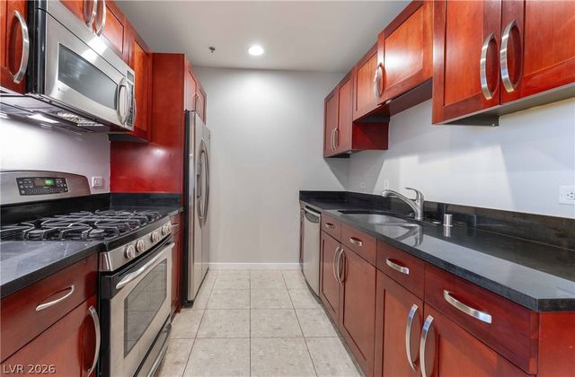 4575 DEAN MARTIN Drive 802, Las Vegas, NV 89103