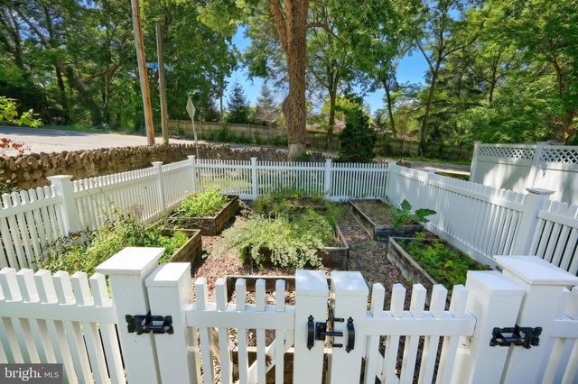 534 VILLA TER, York, PA 17403